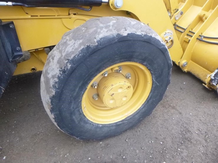 2021-caterpillar-415-il-image-40