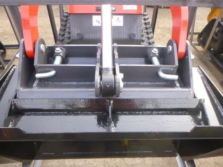 2025-agt-ysrt14-skid-steer-track-loader-image-9