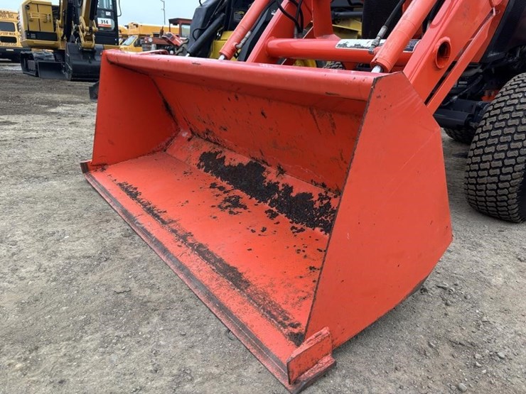 kubota-b2301-image-9