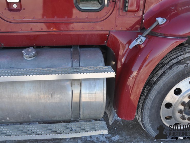 international-9400-image-11