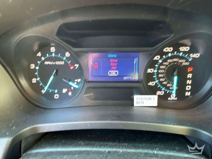 2013-ford-explorer-suv-image-16