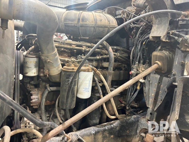 1993-mack-ch613-image-23