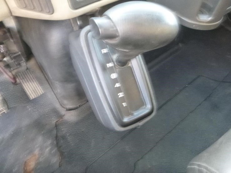 2014-international-durastar-4300-image-14