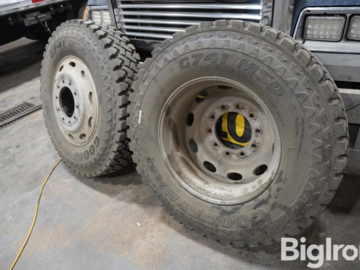 11r24.5-goodyear-tires-w/rims-image-1