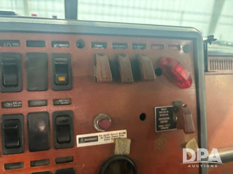 1993-mack-ch613-image-55