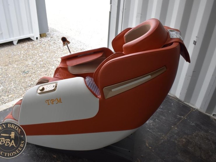 tpm-tpm-4520-full-body-massage-chair,-orange/white,-usb-port,-built-in-control-image-4