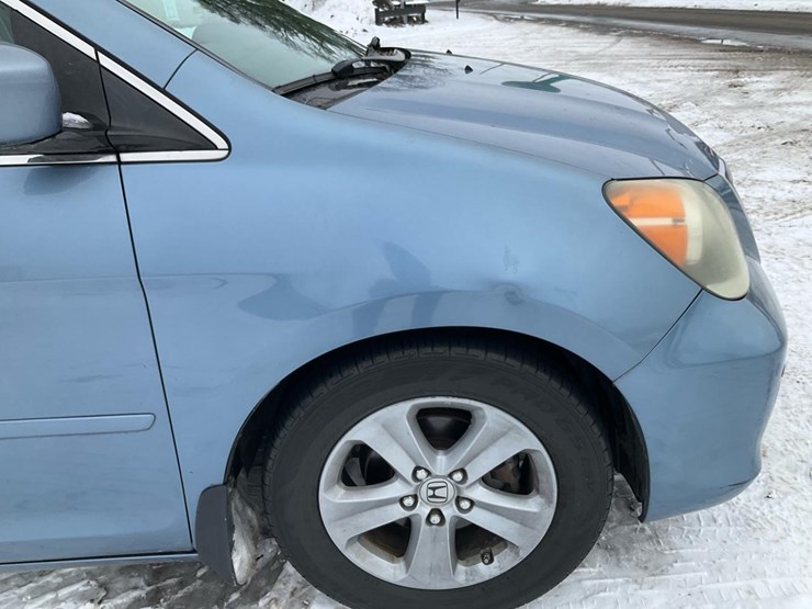 2010-honda-odyssey-touring-image-36