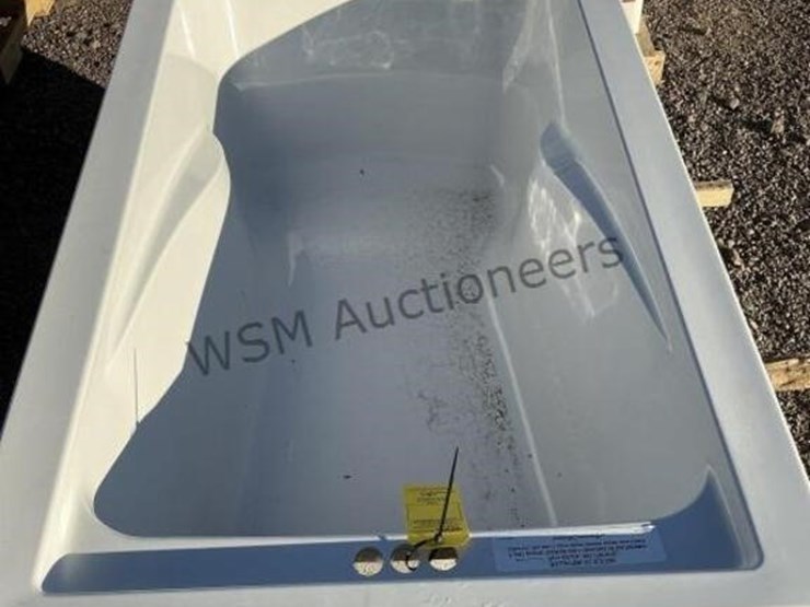 american-standard-bath-tub-image-5