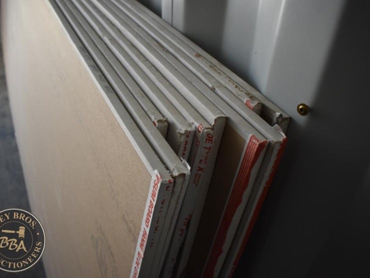 assorted-full-sheets-of-drywall-image-3