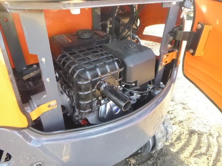 2025-sdlanch-sdle18p-hydraulic-excavator-image-25