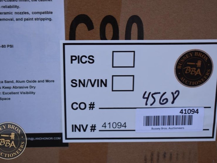 landhonor-19-gallon-portable-sand-blast-cabinet-image-3