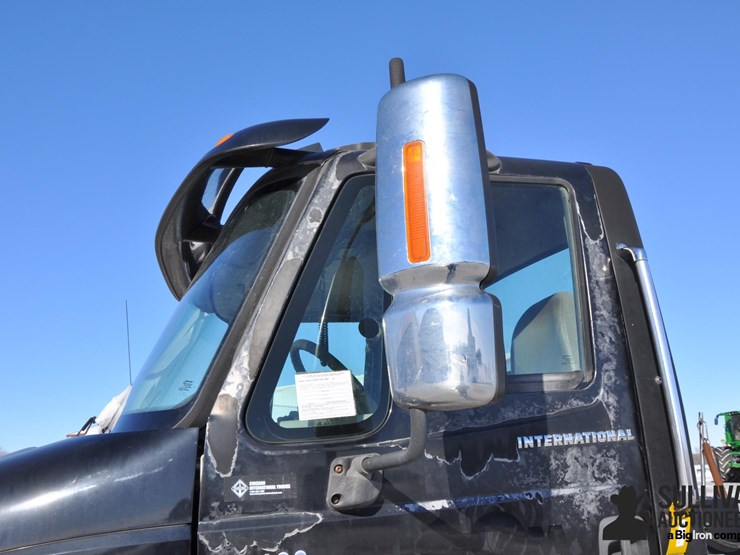 2007-international-transtar-8600-image-11