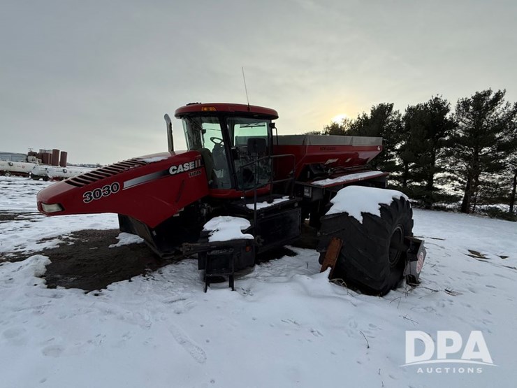 case-ih-titan-3030-image-6
