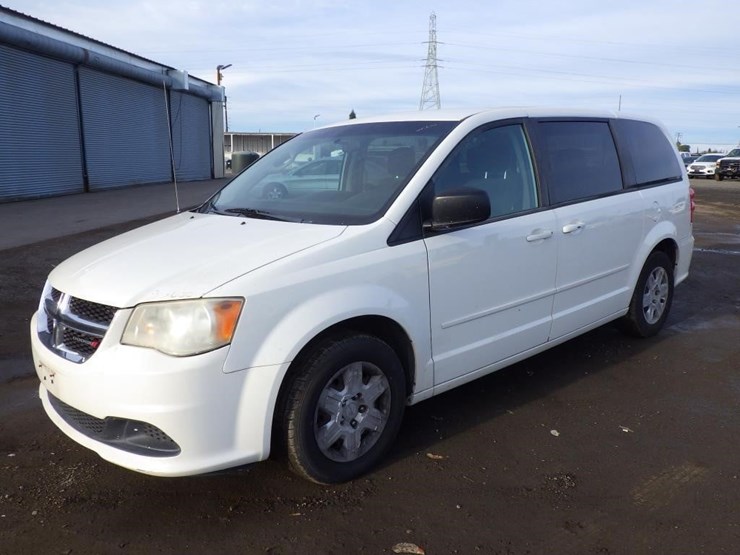 dodge-grand-caravan-image-1