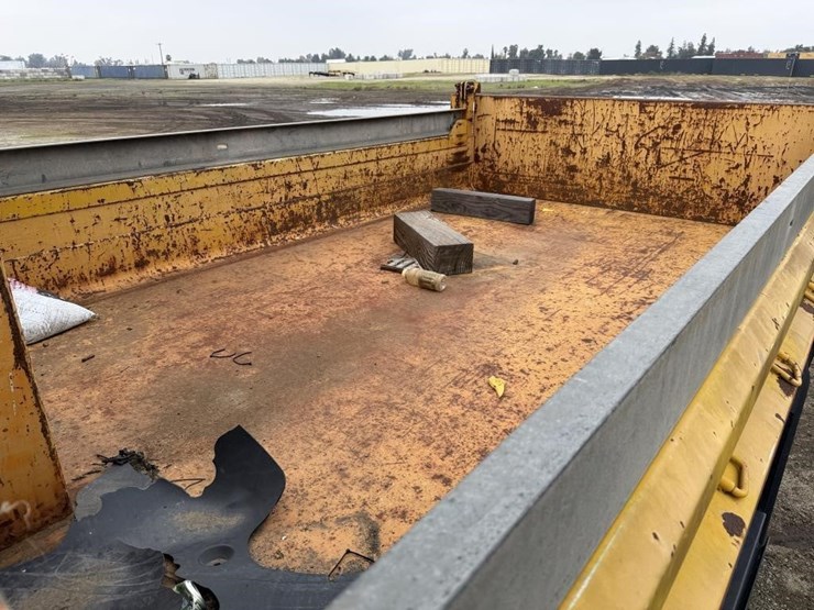 2001-caterpillar-3126-image-25