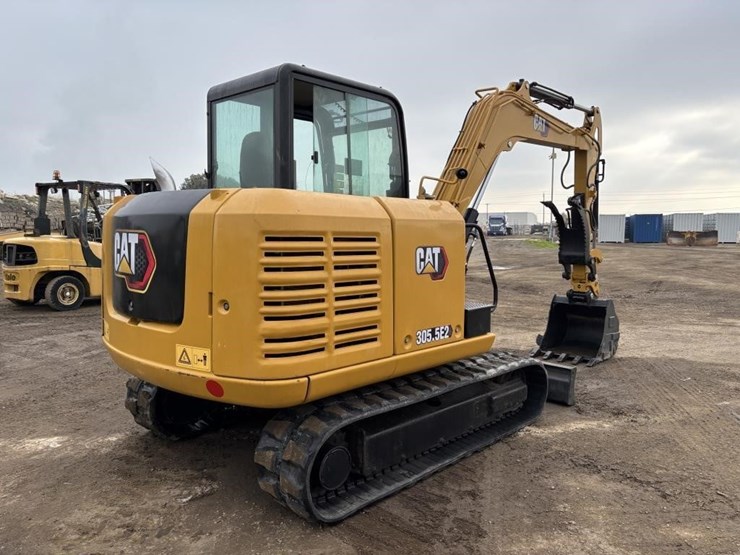 caterpillar-305.5e2-image-3