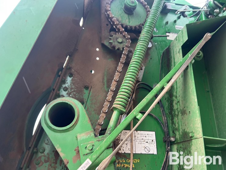 john-deere-569-premium-image-20