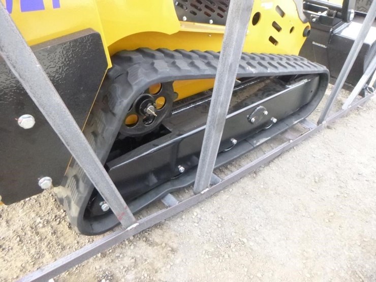 2025-cfg-kkt-(a)27-skid-steer-track-loader-image-18