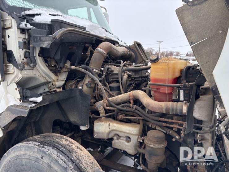 2012-international-prostar-image-27