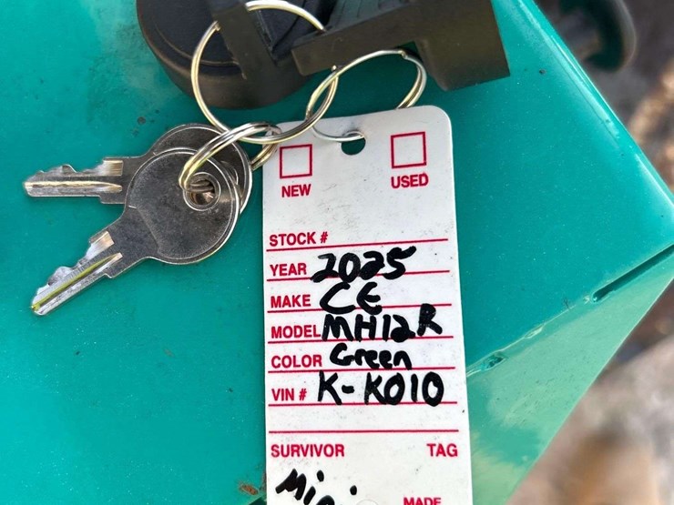 unused-2025-cfg-industrial-mh12r-mini-excavator-image-21