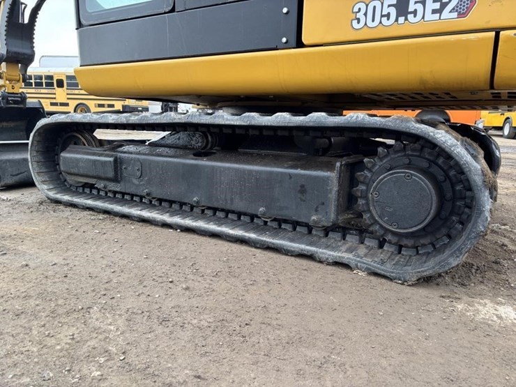 caterpillar-305.5e2-image-23