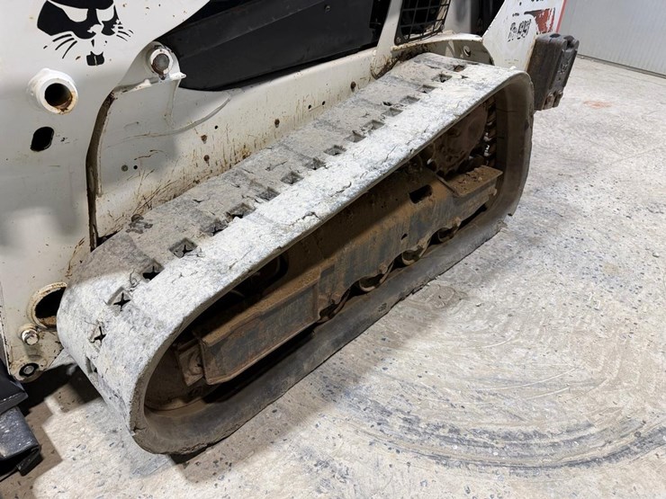 2019-bobcat-t595-image-12