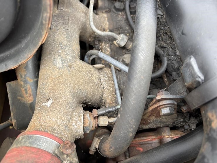 1995-new-holland-lx865-image-41