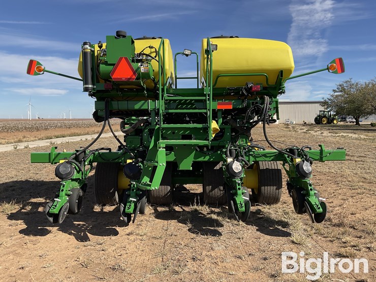 john-deere-db90-image-6