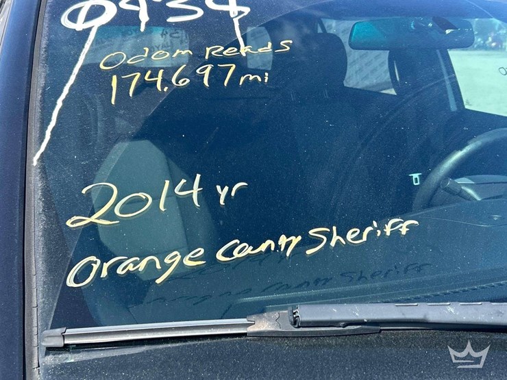 2014-ford-explorer-suv-image-25