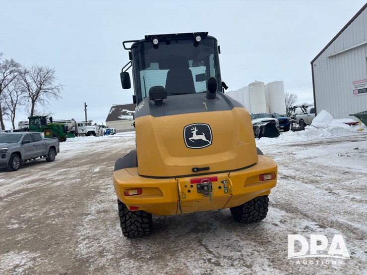 deere-324l-image-8