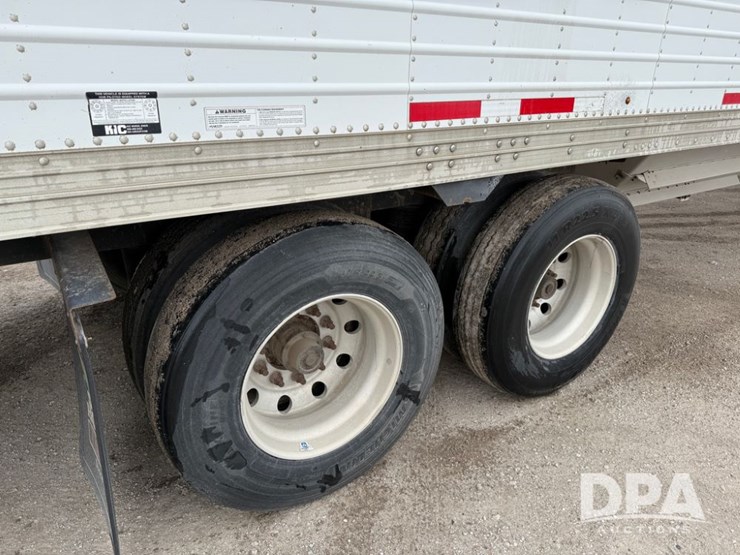 2016-timpte-grain-trailer-image-62