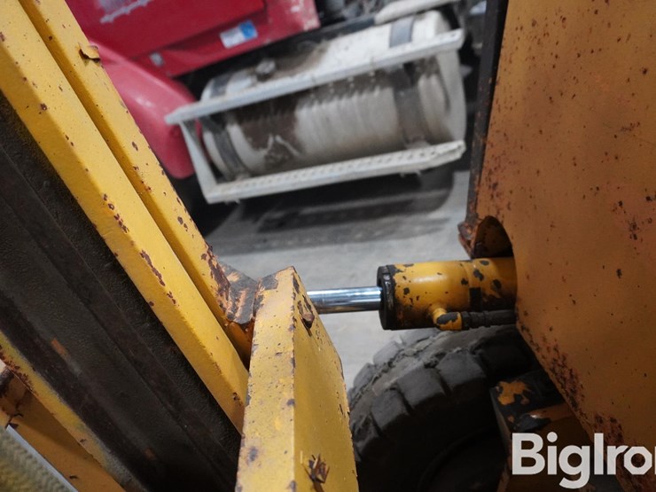 datsun-fg105-forklift-image-11