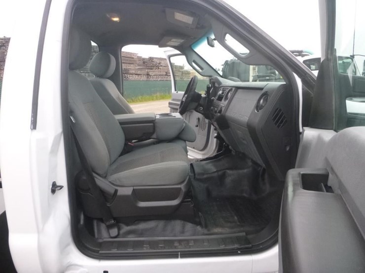 2013-ford-f350-image-14