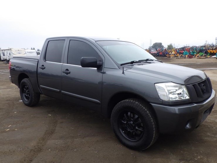 nissan-titan-image-2