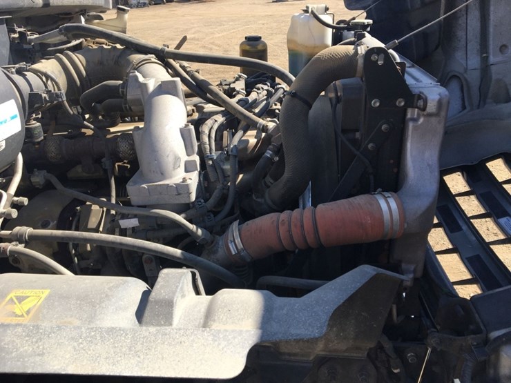 2012-hino-338-image-12