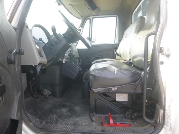 international-durastar-4300-image-10