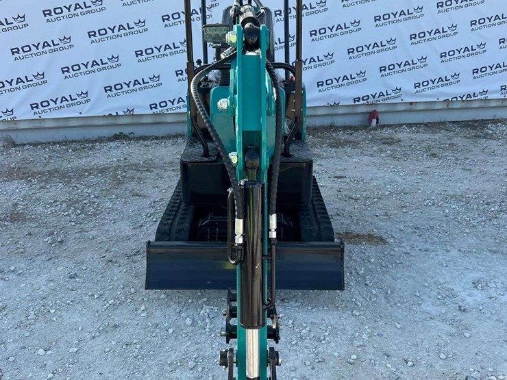 unused-2025-cfg-industrial-qh12r-mini-excavator-image-18