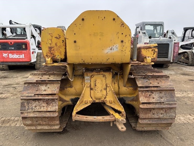 caterpillar-d2-image-8