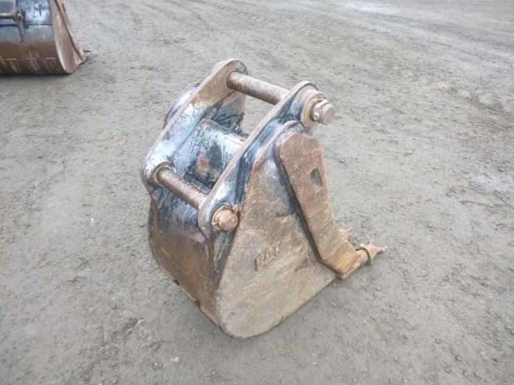 caterpillar-18-image-3