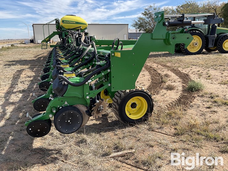 john-deere-db90-image-14