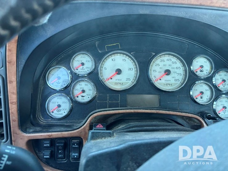 international-prostar-image-47