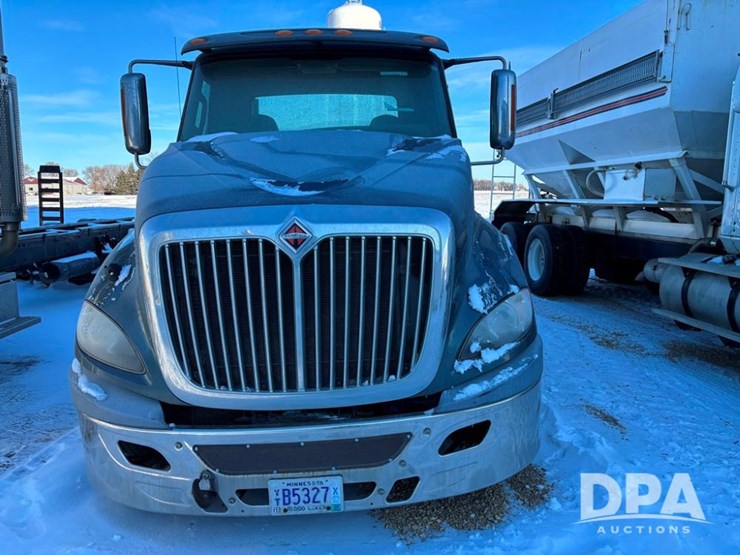 international-prostar-image-3