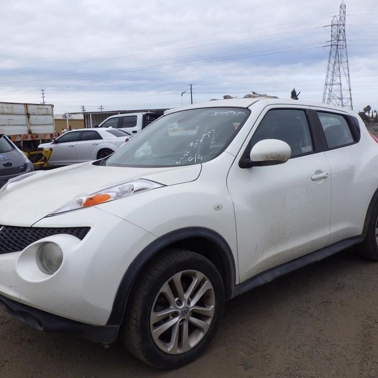 2013 NISSAN JUKE