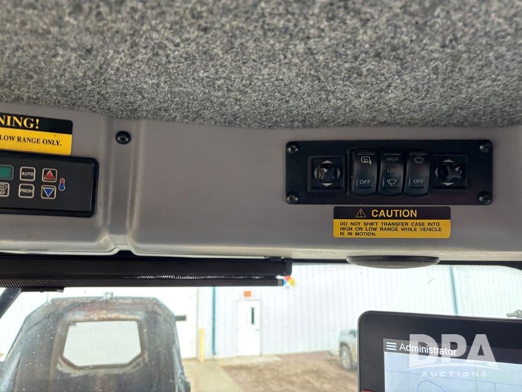 2018-case-ih-810-image-86