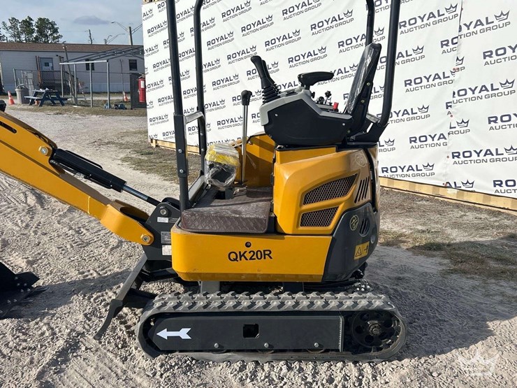 2025-cfg-industrial-qk20r-mini-excavator-image-17