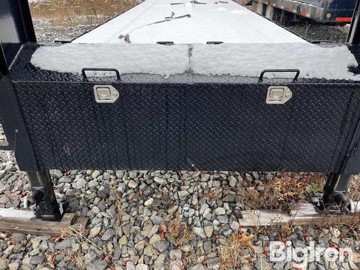 2024-stryker-gooseneck-40’-t/a-flatbed-trailer-image-12