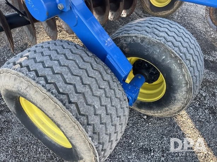 2013-landoll-6230-33-image-9