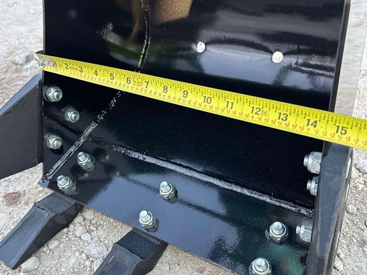 unused-2025-cfg-industrial-qh12r-mini-excavator-image-14