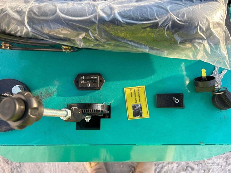 unused-2025-cfg-industrial-mh12r-mini-excavator-image-10