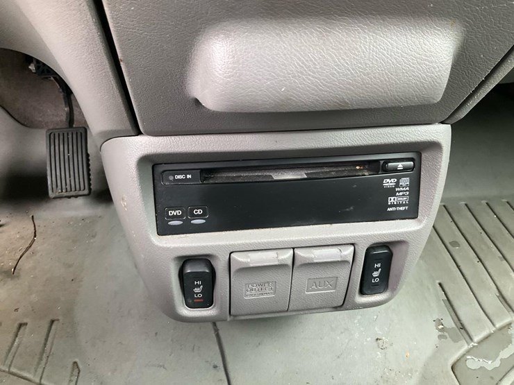 2010-honda-odyssey-touring-image-60